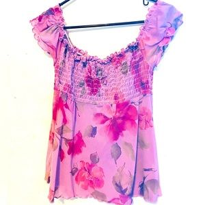 Taunt, small floral top